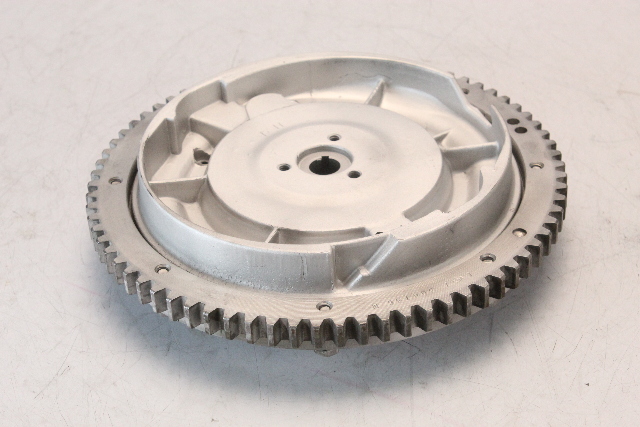 580231 Johnson Evinrude Flywheel 20 25 HP 73T