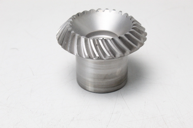859775 Mercruiser 1988-1998  Bravo I II III Upper Pinion Gear 27 Teeth