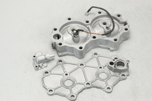 434518-1 Chrysler Force 1970 Cylinder Head 35 45 50 55 HP 2 Cyl CLEAN