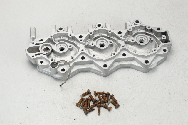 322136 Johnson Evinrude 1986-1991 Port Cylinder Head 150 175 HP