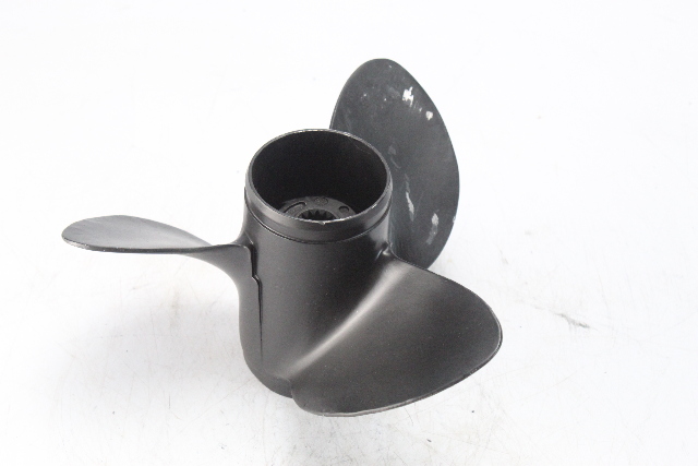6 MTH HUB WTY 390380 Johnson Evinrude 1979 & UP RH 10 x 15 Propeller 15 + HP