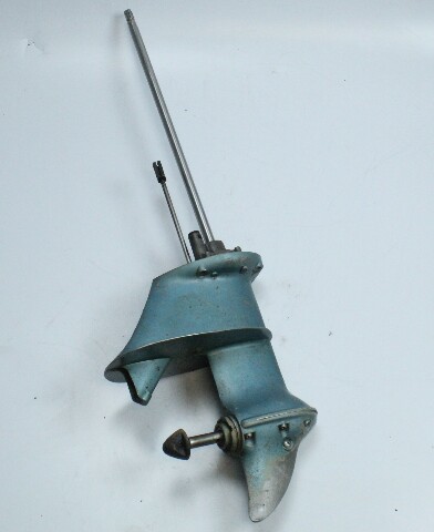 Johnson Evinrude OMC 1964-1973 Lower Unit 9.5 HP 2 Cylinder 2 Stroke 15"