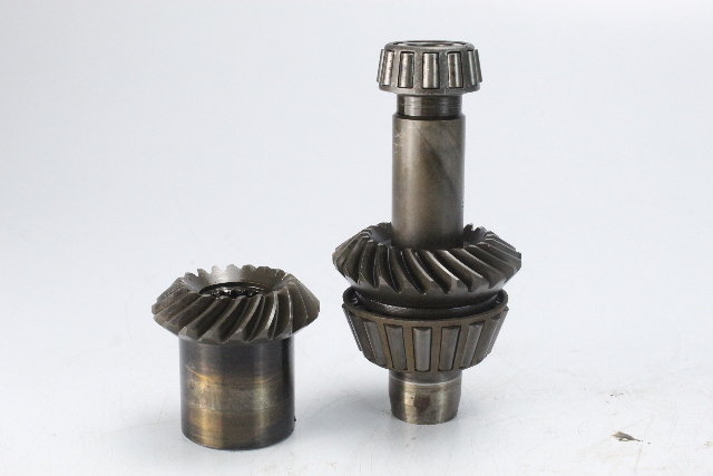 55778  Mercruiser 1984-1990 Alpha One Gen I Gear Set 1.98 Gear Ratio 20-24 Teeth