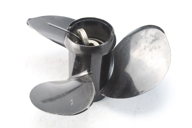 775713 Johnson Evinrude 1975-05 RH 12-1/2 x 13 Propeller 40 45 50 55 60 65 75 HP