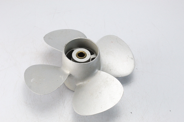 4 Blade Nissan Tohatsu 10 x 7 RH Propeller 8 9.9 12 15 18 + HP 6 MONTH HUB WTY
