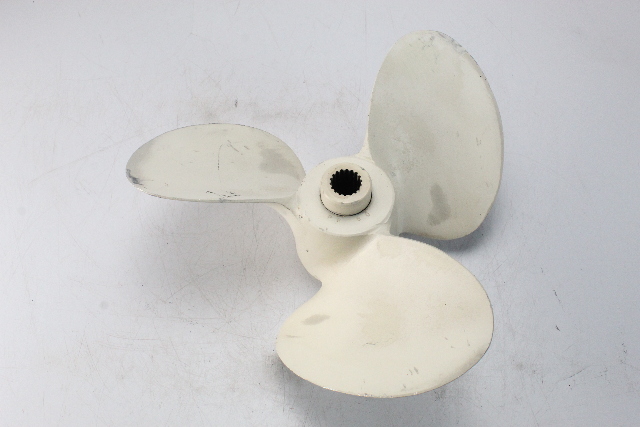 PR-80 072033 Michigan Wheel Chrysler 1970-79 13-1/8 x 17 Propeller 70-135 HP