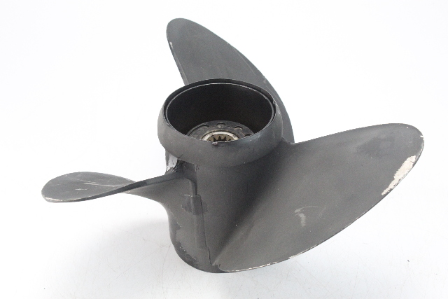 177131 Johnson Evinrude RH 13-1/4 X 17 Propeller 60 + HP 6 MO HUB WTY