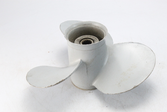 48-77338A33 Mercury 1987 & UP 14 x 11 RH Propeller 40 50 60 65 + HP 6 MO HUB WTY