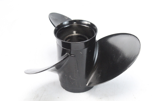 48-73140A45 Mercury Black Max 1977 & UP Aluminum RH 10-1/8 x 15 Propeller 25 +HP