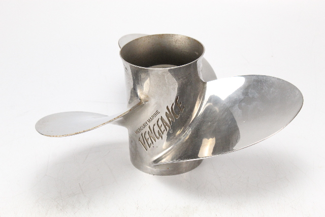 48-17310A46 Mercury 1978 & Up 14 x 10 Vengeance Propeller 90 115 135 150 175+ HP