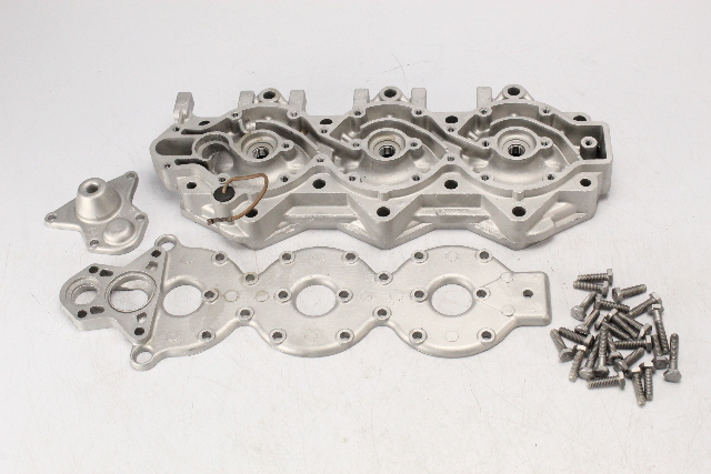 323456 323457 Johnson Evinrude 1978-79 Port Cylinder Head 150 175 200 HP ONLY V6