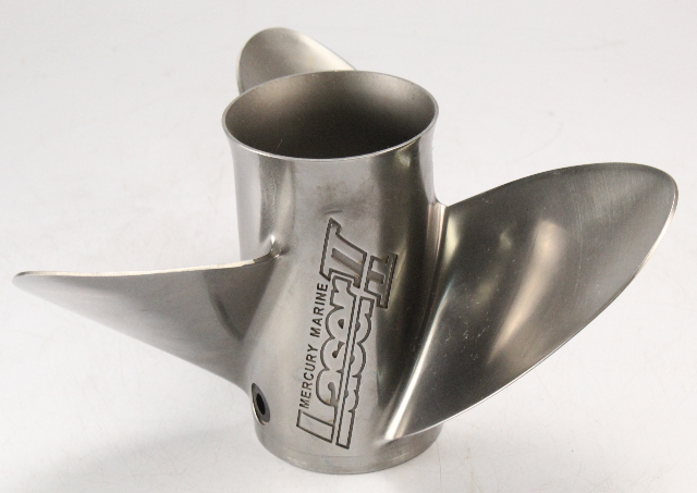 48-16992A40 Mercury Laser II STT 13-3/4 x 22 RH Propeller 40 50 60 65 70 75 + HP