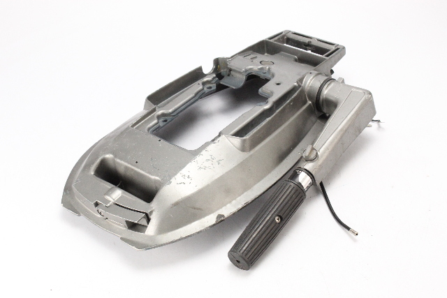 91756M 9790M Mercury Mariner 1977-1989 Grey Bottom Cowl & Tiller 4 5 HP 2 Cyl