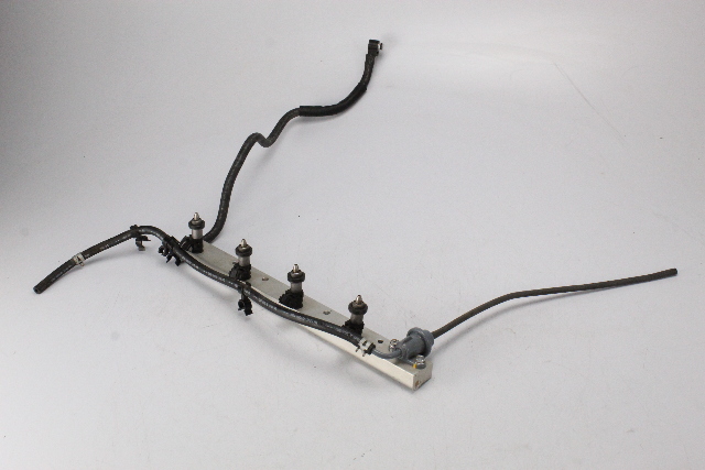 16620-ZW5-010 Early Honda Fuel Rail W/ Injectors BF 115 130 HP