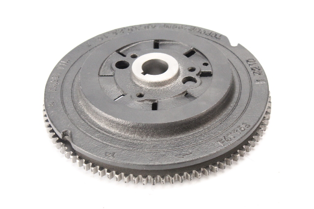 5032610 C# F4T758 Johnson Evinrude 2001 Flywheel 40 50 HP 85T