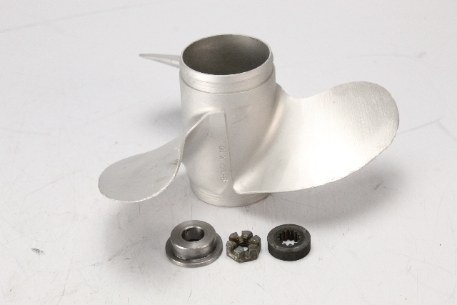 386118 Johnson Evinrude 1974-05 9-1/2 x 10 8 9.9 + HP Propeller 6 MONTH HUB WTY!