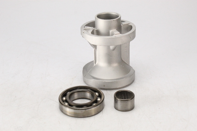 818763A10 818763-C3 Mercruiser 1983 & UP Bearing Carrier W/Bearing Alpha IGen II