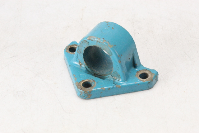 OEM C#907746 OMC Sterndrive Trunnion Housing Pillow Block Mount Base 2.5 3.0 L