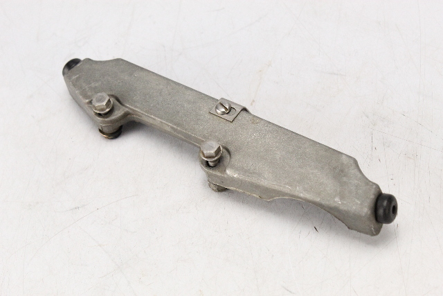 OEM 339776 337912 Johnson Evinrude 1971-01 Mounting Bracket 40 50+ HP Freshwater