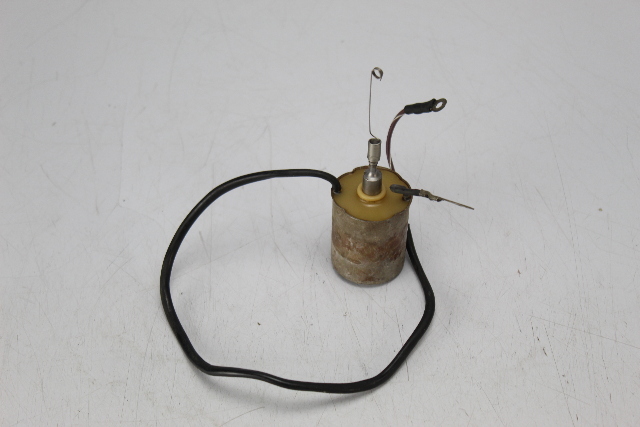 581929 Johnson Evinrude 1979-82 Choke Solenoid W/ Plunger 25 35 50 + HP 1 YR WTY