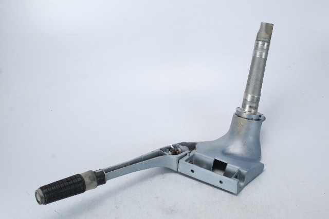 Johnson Evinrude 1975 1976 1977 1978 - 1985 Bracket, Tube & Handle 9.9 15 HP