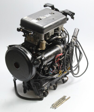 41288A81 8133A3 Mercury 1978-1985 Fully Dressed Powerhead Long Block 150 HP V6