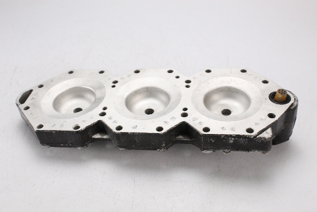 FRESHWATER 337548 0335195 Johnson Evinrude 1991-1998 Cylinder Head 150 175 HP V6
