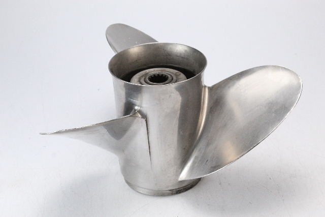 MAR-14219-TR-E0 Yamaha Turbo 1976 & UP RH 14-1/4 x 19 Propeller 90 100 110 + HP