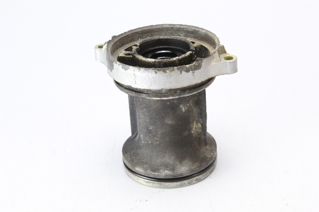 56120-95503 Suzuki Propeller Shaft Housing Bearing Carrier DT 75 85 HP