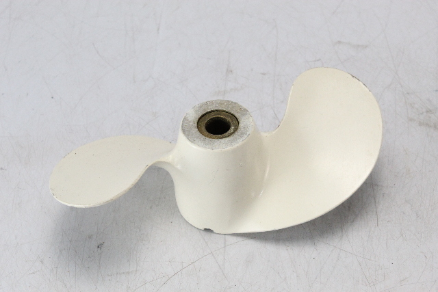 PJ8 012005 Michigan Wheel 1964 & Newer 8 X 7-1/4 RH Propeller 6 8 9.5 + HP NEW