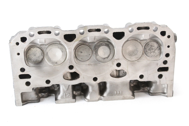 C# 10238181 Chevy GM 1992-1995 Cylinder Head 4.3 L 262