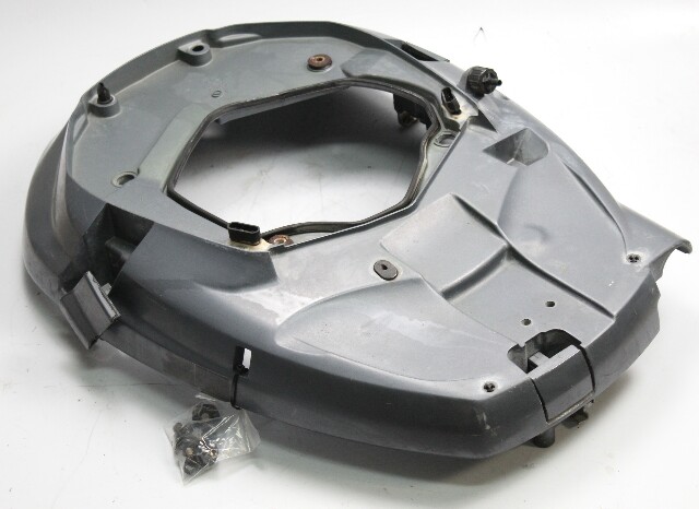69J-42711-00-8D Yamaha 2002-2005 Bottom Cowling Pan 200 225 HP