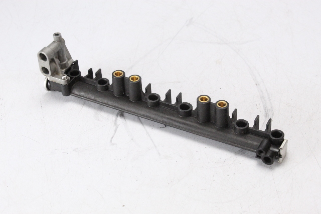8276992 827699T2 Mercury 1992-2000 Fuel Rail 150 175 200 HP EFI