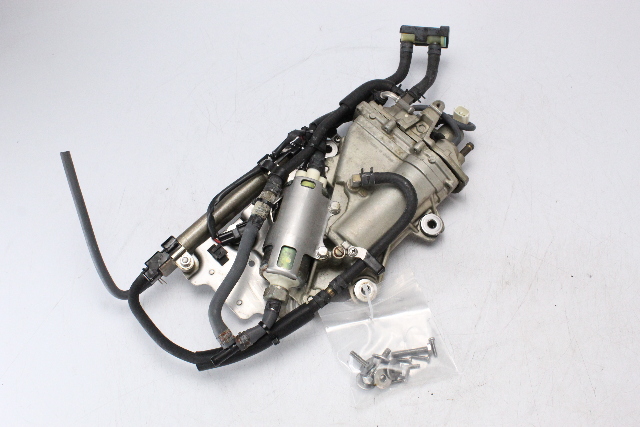 69J-14180-21-00 Yamaha 2004-2008 Float Chamber 200 225 HP 1 YEAR WARRANTY