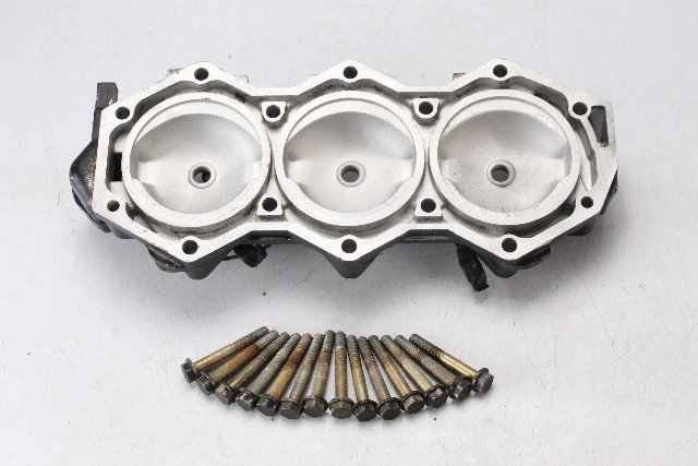 320840 328325 321013 Johnson Evinrude 1983-92 Starboard Cylinder Head Set 150+HP