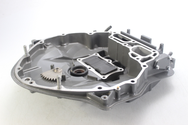 OEM Honda 1999 2000 & Newer Engine Mount Case 115 130 HP 4 Stroke GOOD CONDITION