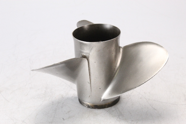 48-76232A5 Mercury 1977 & Newer 10-1/2 x 15 RH STT Propeller 25 30 35 40 45 + HP