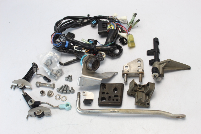 889246A33 Mercury 2006 Conversion Kit 25 30 HP