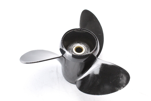 390896 Johnson Evinrude 1968 & UP RH 13 X 19 Propeller 45 50+ HP 6 MONTH HUB WTY