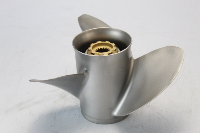 11317 Stiletto Advantage I 1961 & UP 13-1/4 X 17 Propeller 40 50 55 60 65 70+ HP