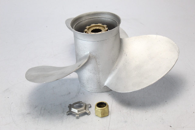 48-77338A45 Mercury 1977 & UP RH 14 x 11 Propeller 40 50 60 65 70 75 80 85+ HP