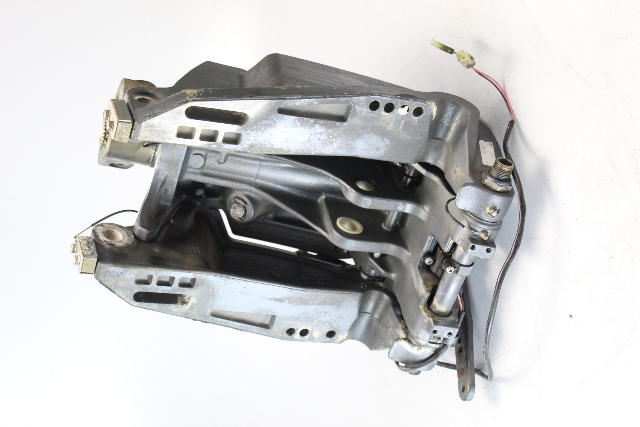 64E-43311-10-8D Yamaha 1998-10 Clamp Steering & Swivel Brackets 115 130 + HP