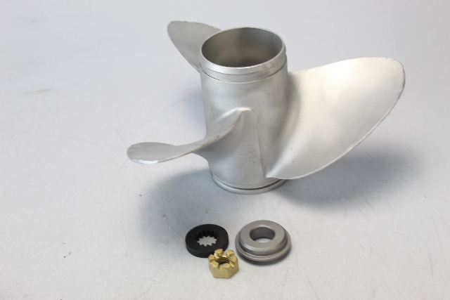175190 Johnson Evinrude 1979 & UP Propeller 20 25 30 HP RH 6 MOS HUB WTY