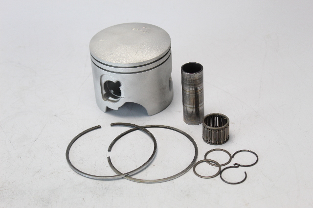 C# 68F01 68F-11631-01-85 Yamaha 2001-2015 Piston STBD Standard 150 175 200 HP V6