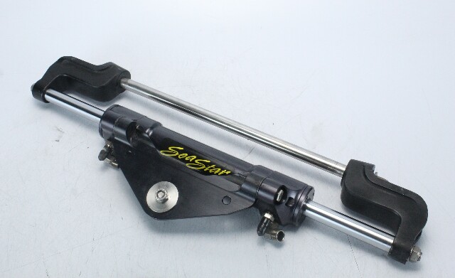 Seastar Teleflex Hydraulic Front Mount Steering Cylinder 1 YEAR WARRANTY