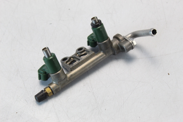 8M0134458 8M0134459 Mercury Fuel Rail W/ Injectors 9.9 10 15 20 HP 1 YR WTY