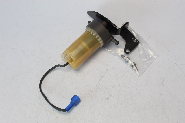 6P3-24560-01-00 6P3-24560-04-00 Yamaha 2006-14 Fuel Filter W/ Bracket 150 175+HP