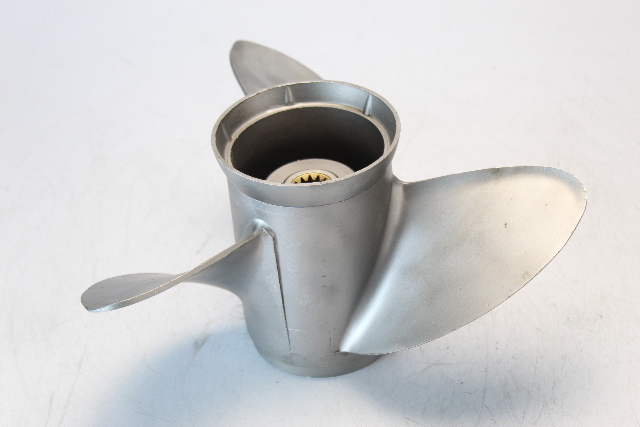 389510 Evinrude Johnson 1968 & UP SST RH 13 x 19 Propeller 60 + HP 6 M HUB WTY