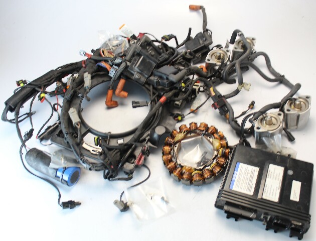 587155 Evinrude ETEC 2018 AA AB AF EMM, Injectors & Harness 115 HP 1 YR WTY