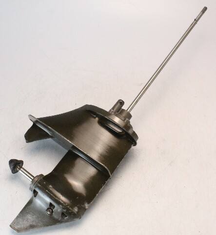 382795 Johnson Evinrude 1968-1976 Short 15" Driveshaft Lower Unit 6 HP 2 Stroke